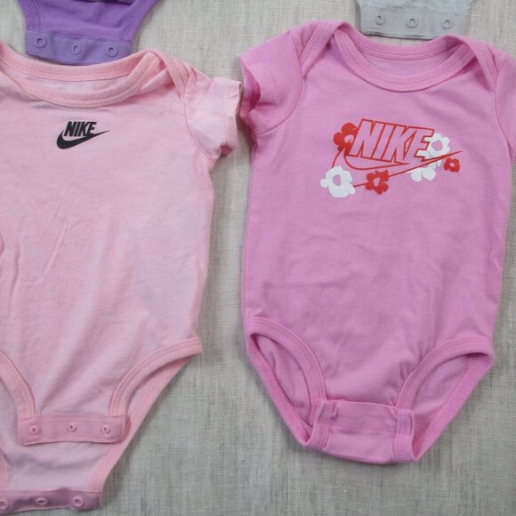Lot of 4 Nike Onesies Bodysuits Baby Girls 3 Month Pink Purple Grey Short Sleeve - Picture 2 of 5